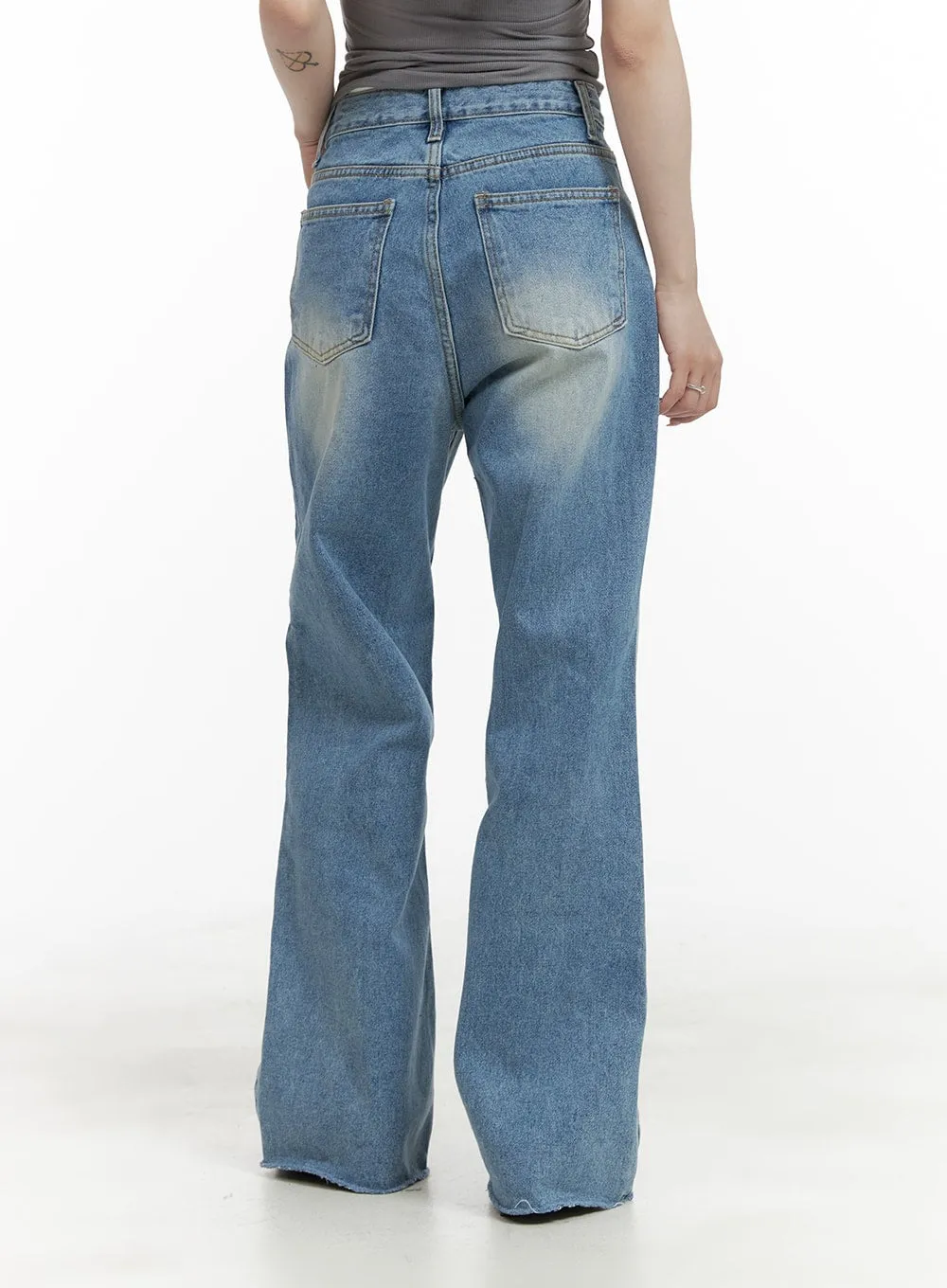 Denim Stitching Wide Fit Straight Jeans CA402