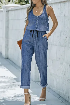 Jeans-Jumpsuit mit Knopfleiste und U-Ausschnitt