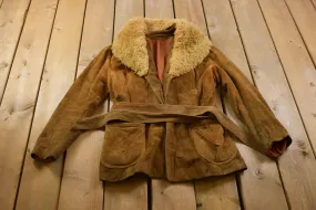 Vintage 1960s Fur Collar Leather Jacket / Fall Outerwear / Leather Coat / Winter Outerwear / Streetwear Fashion / Suede Jacket / Fur Coat